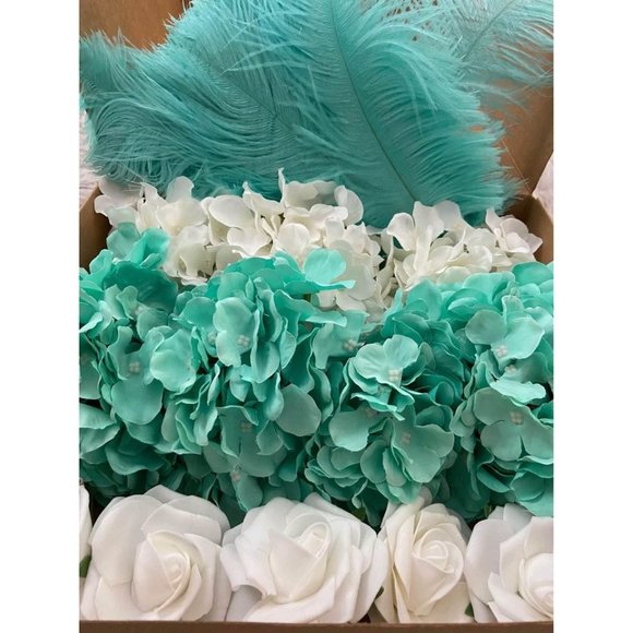 20 Count | Tiffany Blue Feathers Hydrangeas & White Roses Bouquet - Picture 7 of 7